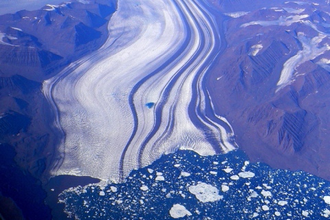 2005 photo of a glacier in Greenland by Steve Jurvetson